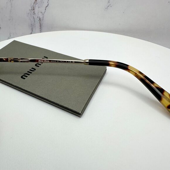 New MIU MIU Sunglasses - Picture 9 of 16